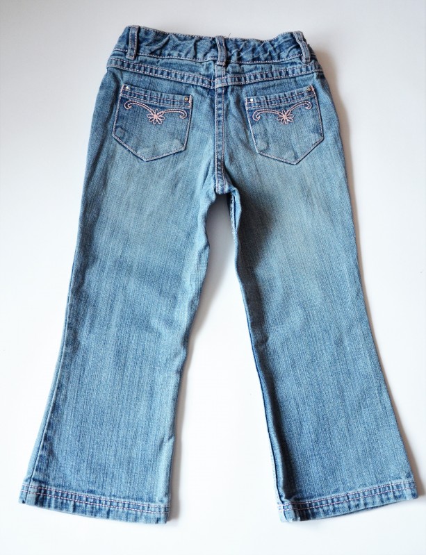 ŚLICZNE JEANSY