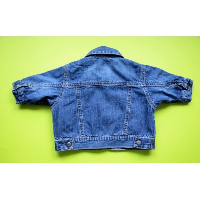 KURTECZKA JEANSOWA 3 M-CE